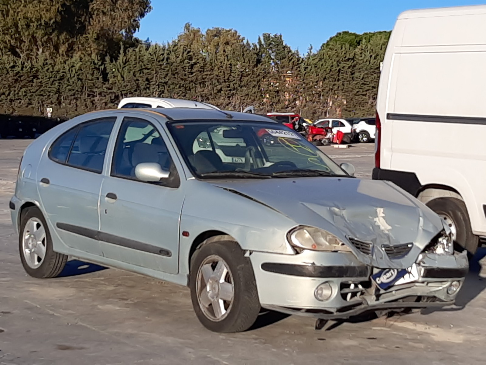 Renault Megane 1999. Lot# 50442121. VIN VF1BA0NM521277394. Photo 1